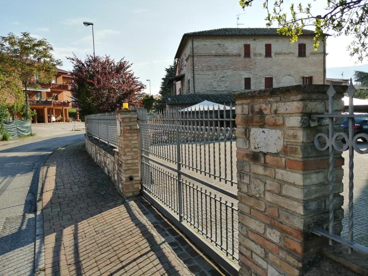 Hotel Locanda Giustini Assisi Exterior foto