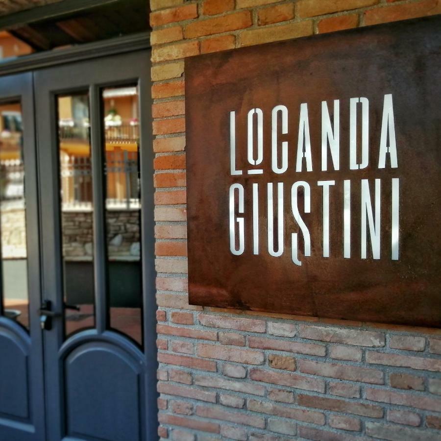 Hotel Locanda Giustini Assisi Exterior foto